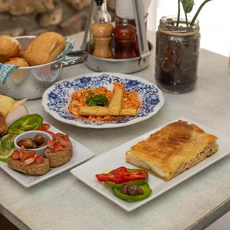 Althaia Πανσιόν