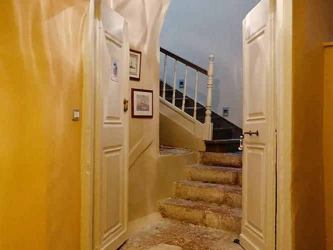 Althaia نافبليو